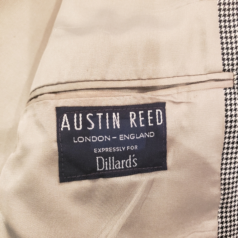 Austin Reed - Picture 5 of 6